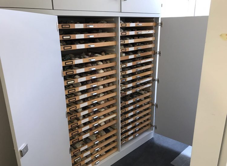 Schubkastenschrank Schubkastenschrank