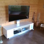 Wohnwand auf Maß Fernseher