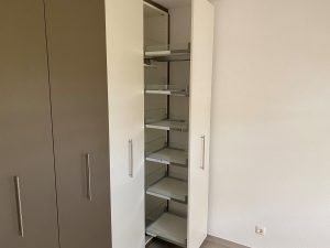 Apothekerschrank