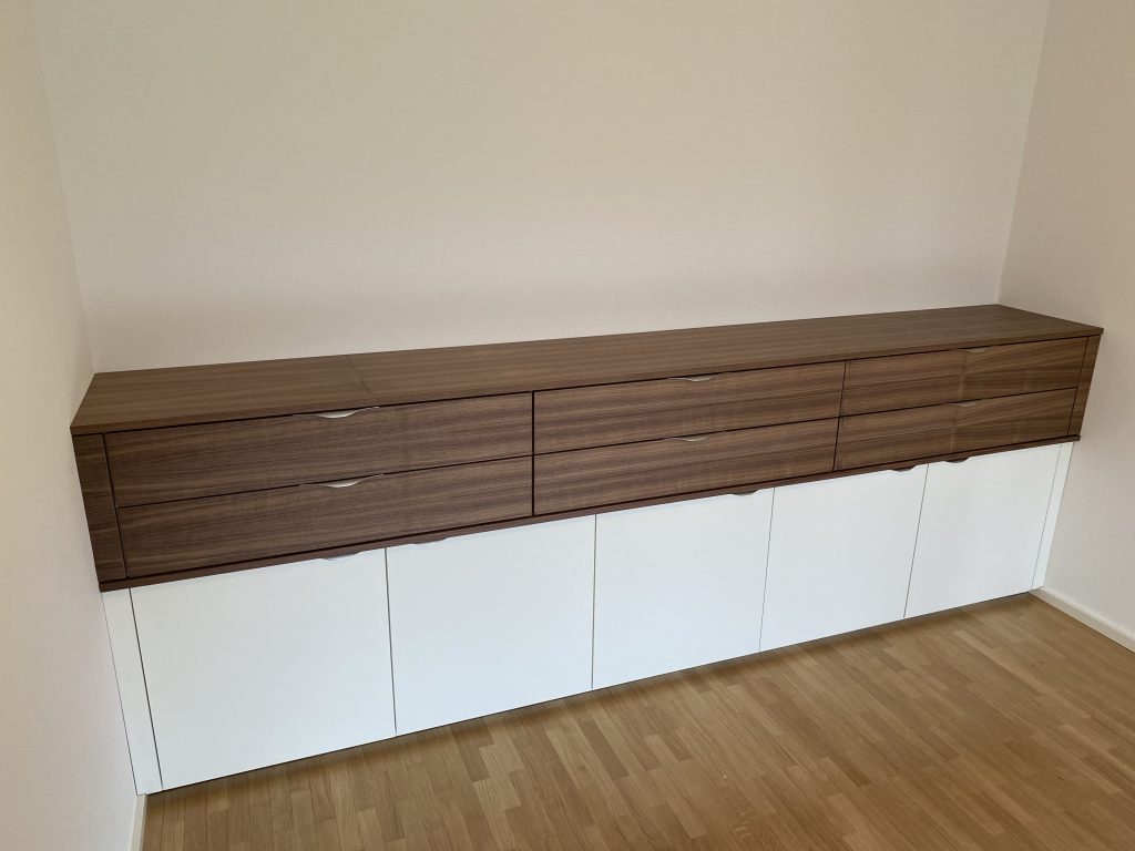 Esszimmer Sidebeoard Nussbaum