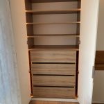 Kleiderschrank Schubladen