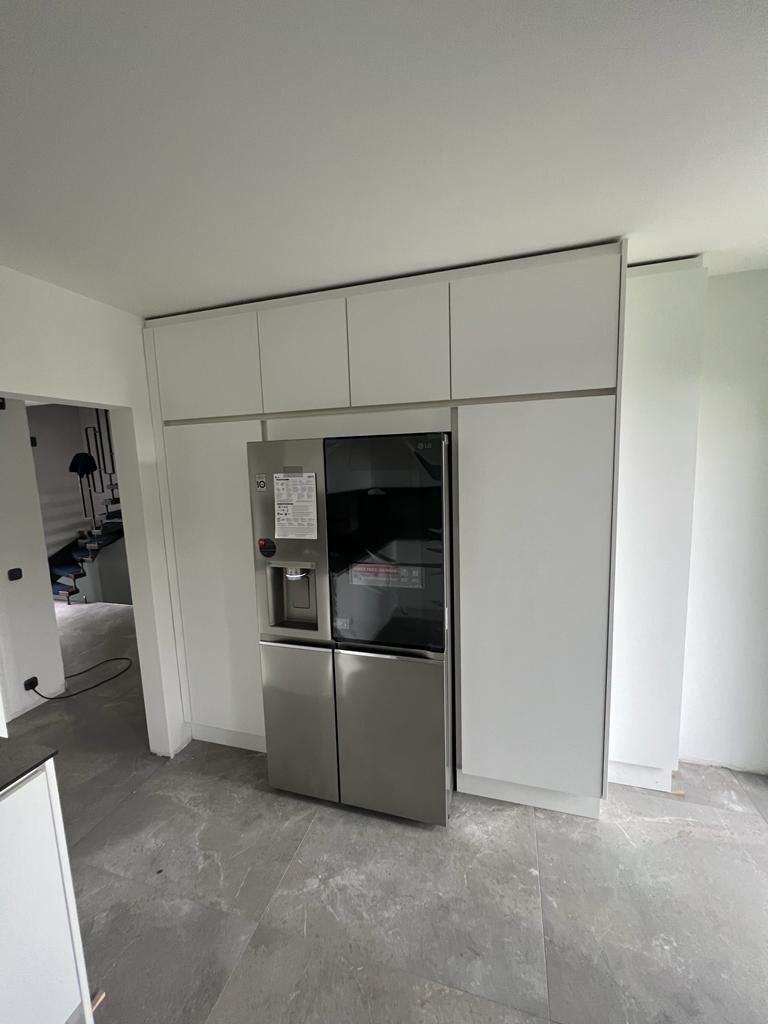 Küchenschränke bis zur Decke
