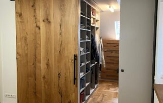 begehbarer Kleiderschrank oder Ankleide